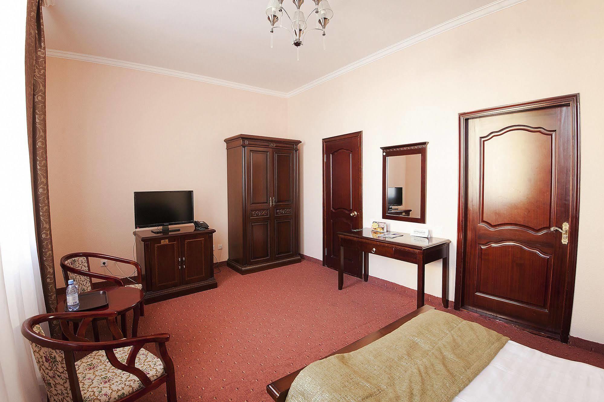 San Marino Hotel Astana Bagian luar foto