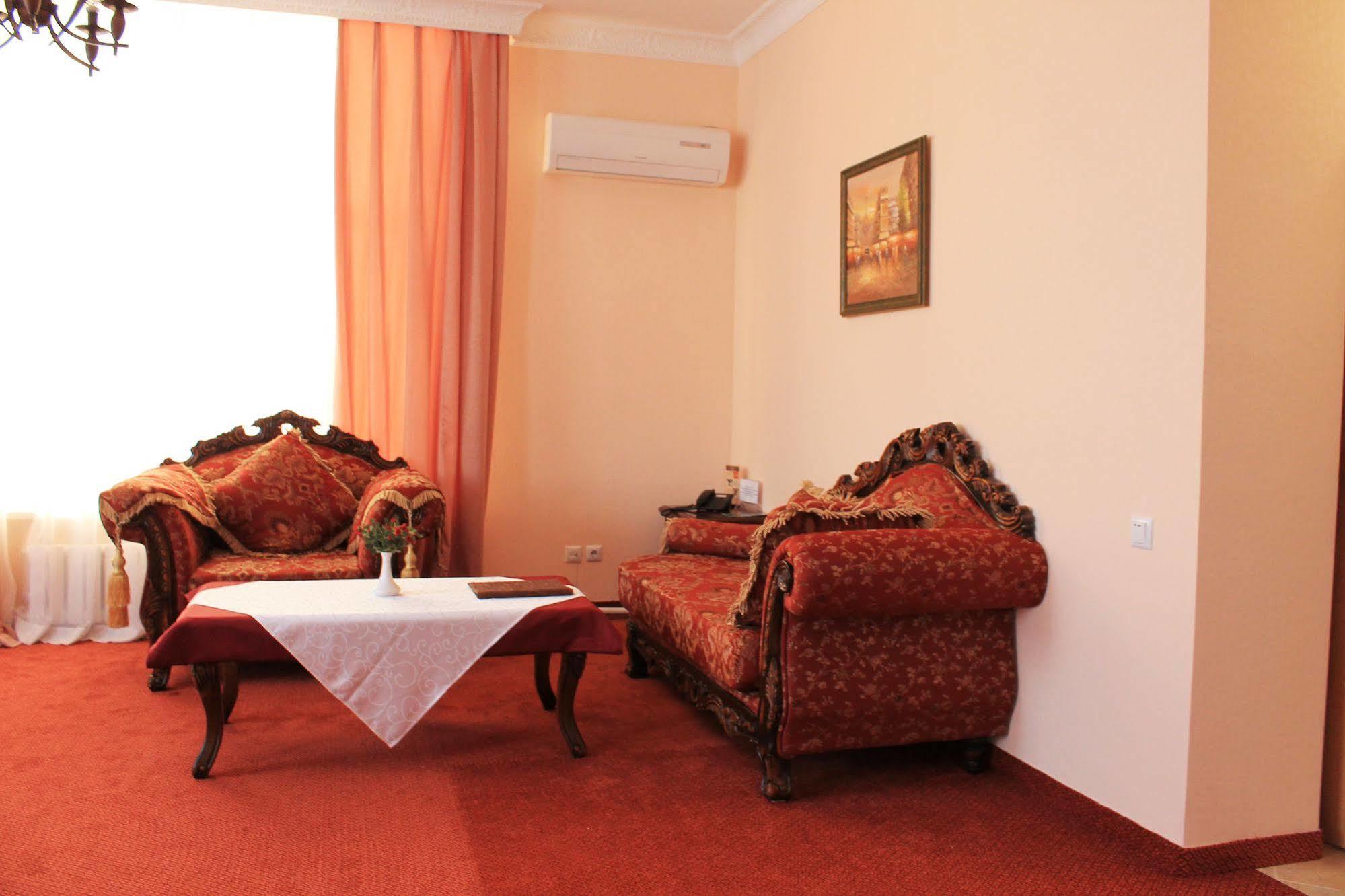 San Marino Hotel Astana Bagian luar foto