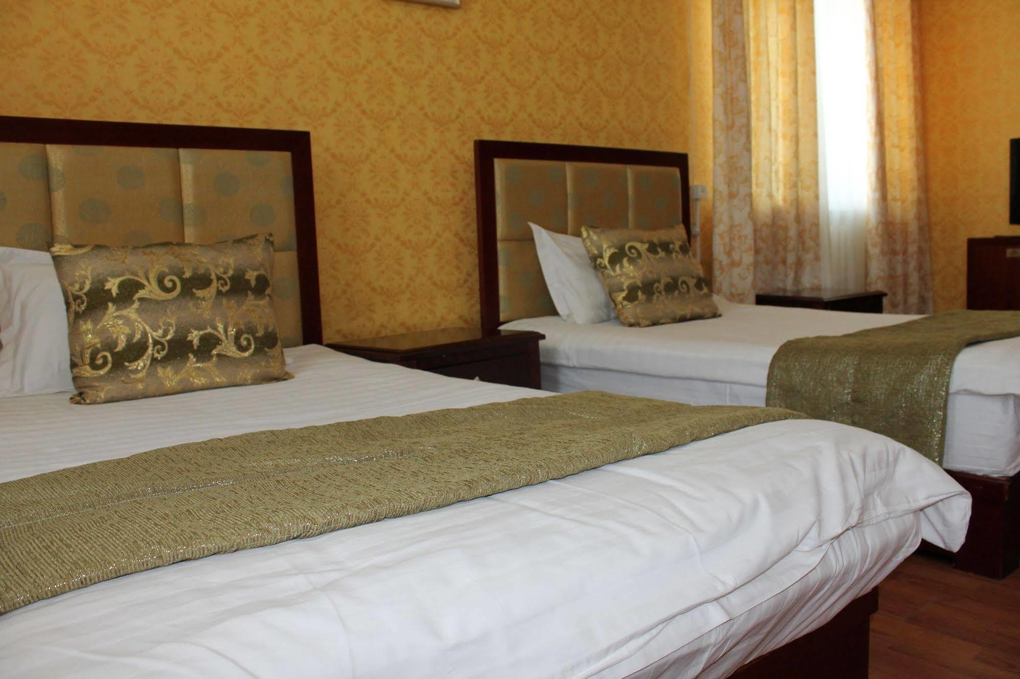 San Marino Hotel Astana Bagian luar foto