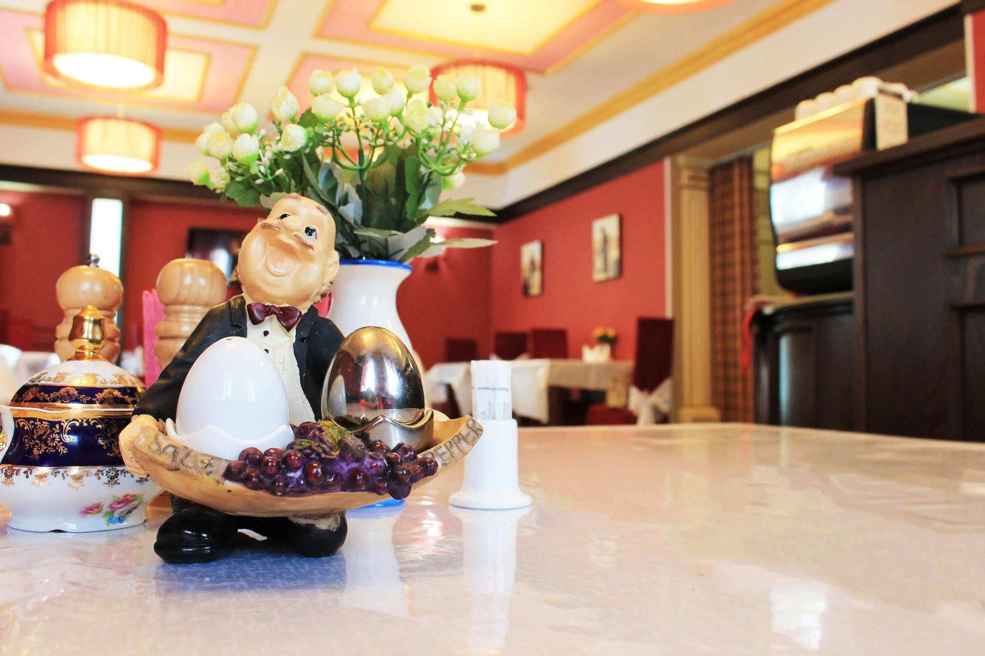 San Marino Hotel Astana Bagian luar foto