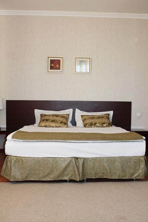 San Marino Hotel Astana Ruang foto
